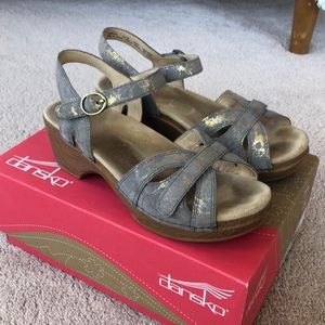 Dansko metallic sandal size 39